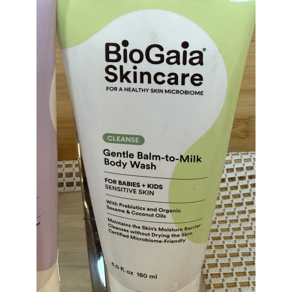 BioGaia Skincare Gentle Balm-to-Milk Body Wash & Soothing Face Body Lotion 180ml
